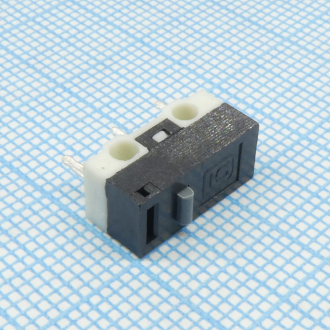 Микропереключатель 3A 125V SPDT DM3-00P-110G-G SWITRONIC
