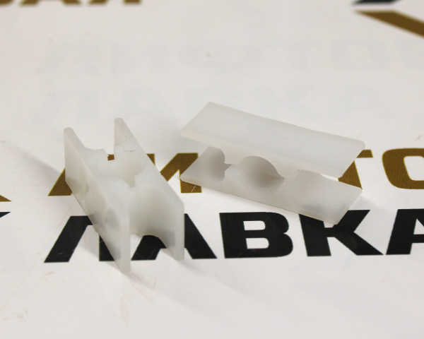 Башмак двери (с вырезами для держателя) Compact DGH.CSPG00000 Fermator